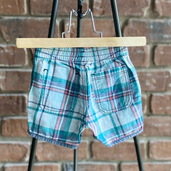 3-6M NWT Gap Reversible Shorts - Picture 2 of 4
